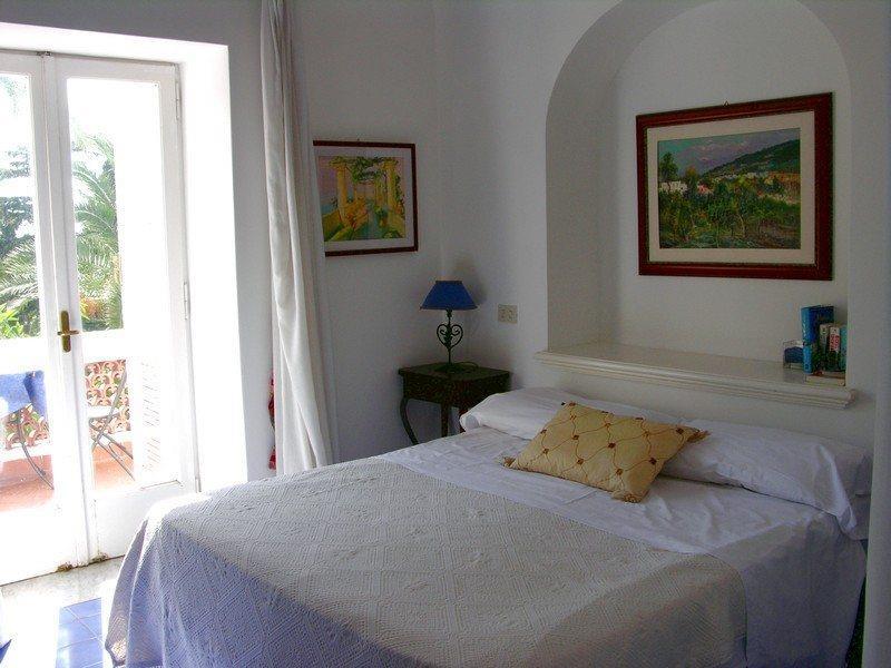 Hotel Casa Caprile Анакапри Стая снимка