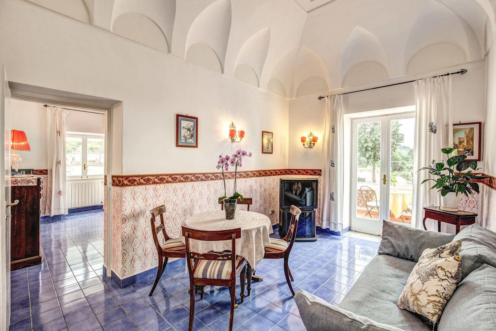 Hotel Casa Caprile Анакапри Екстериор снимка
