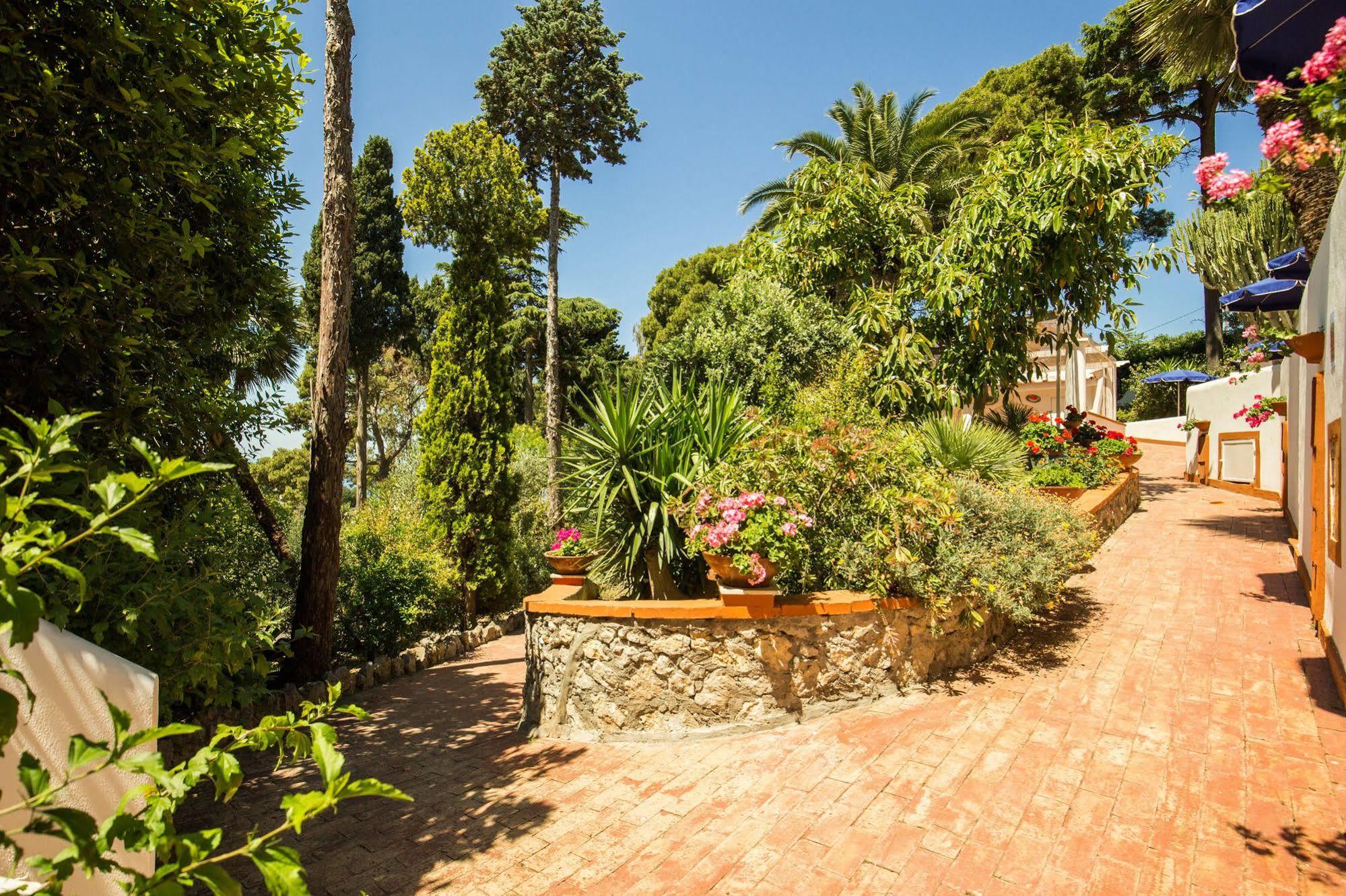 Hotel Casa Caprile Анакапри Екстериор снимка