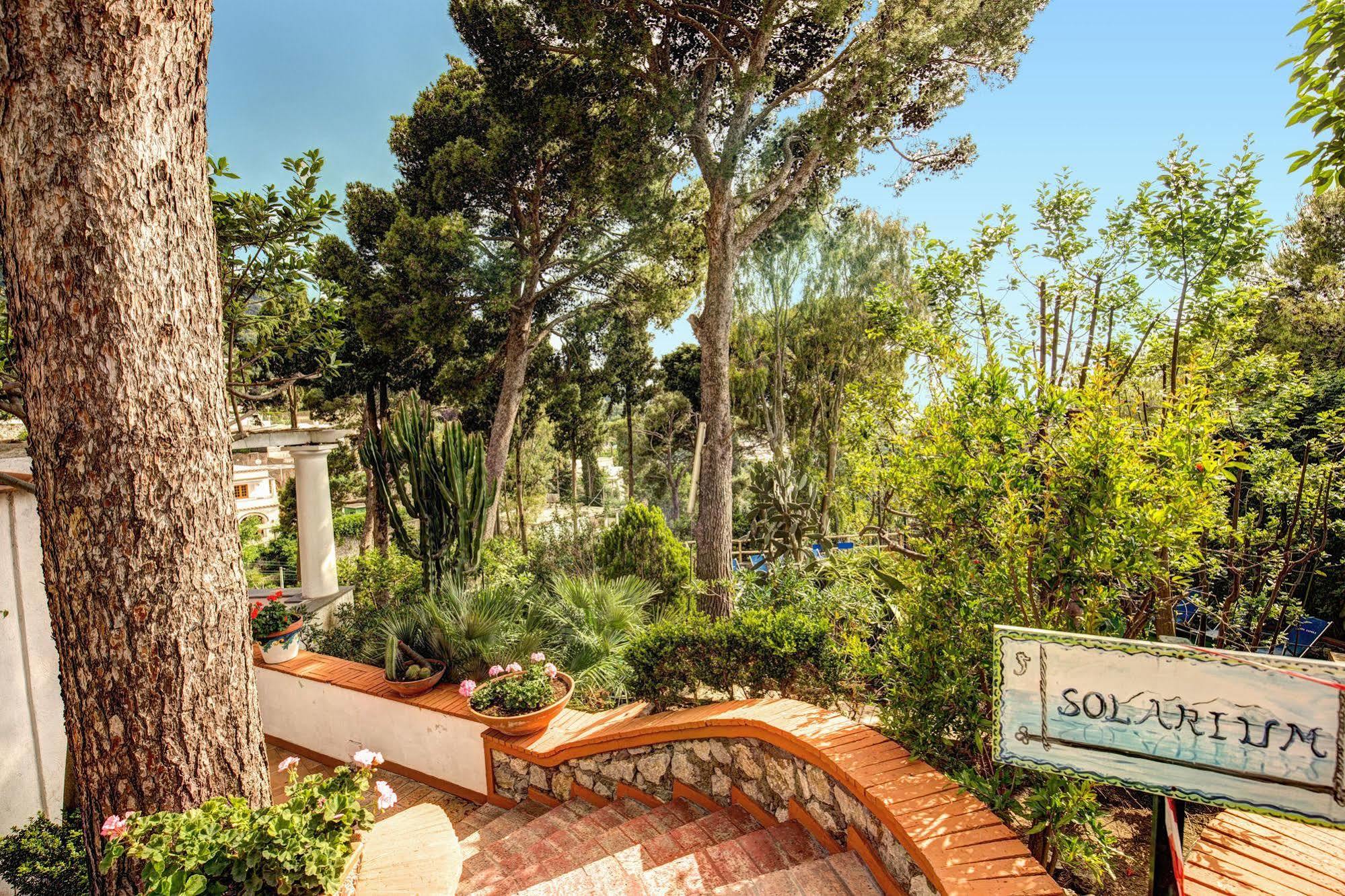 Hotel Casa Caprile Анакапри Екстериор снимка