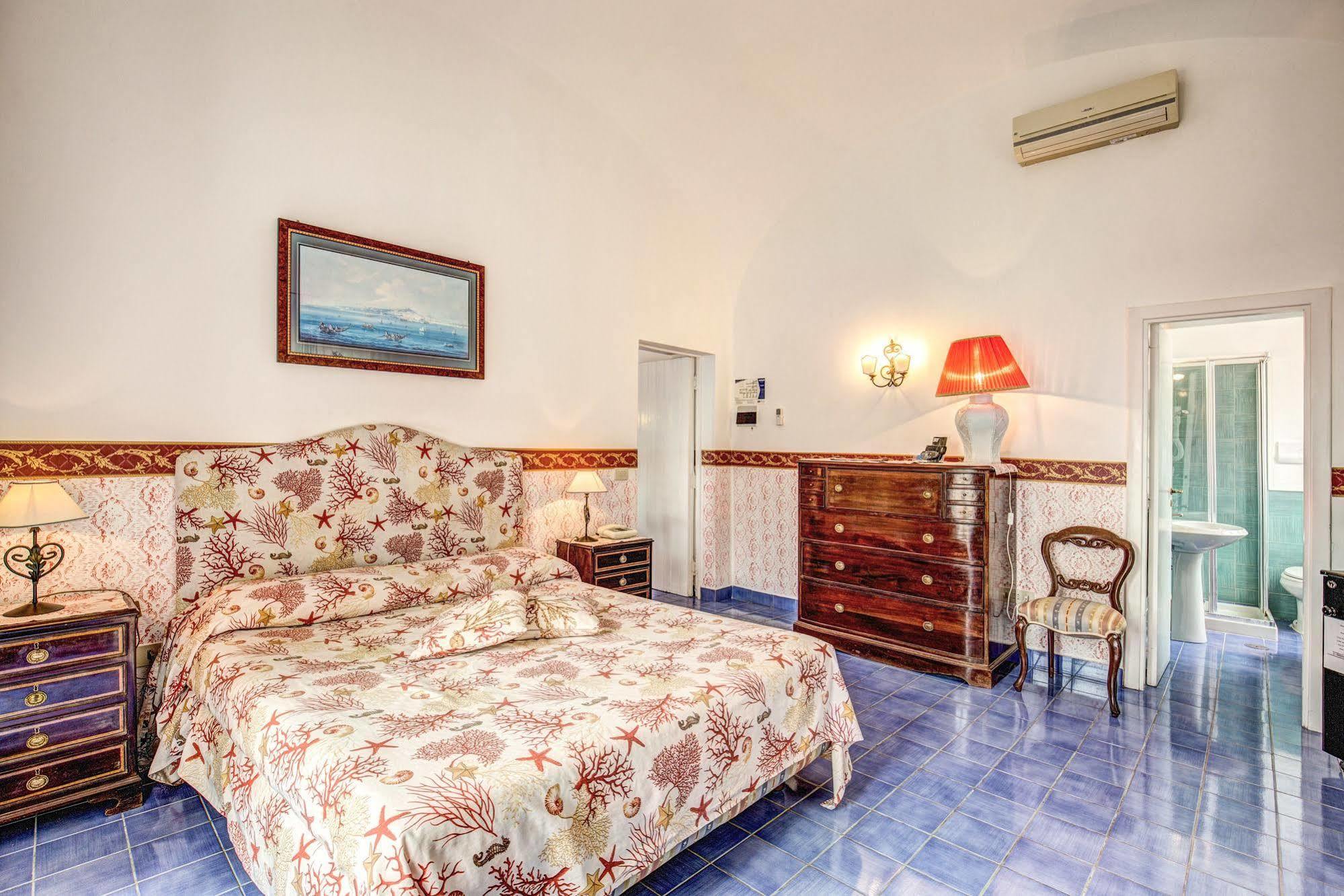 Hotel Casa Caprile Анакапри Екстериор снимка