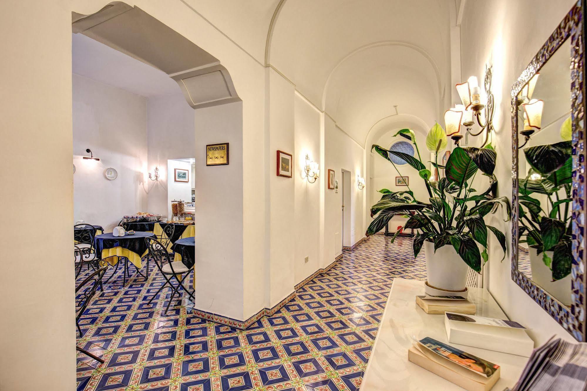 Hotel Casa Caprile Анакапри Екстериор снимка